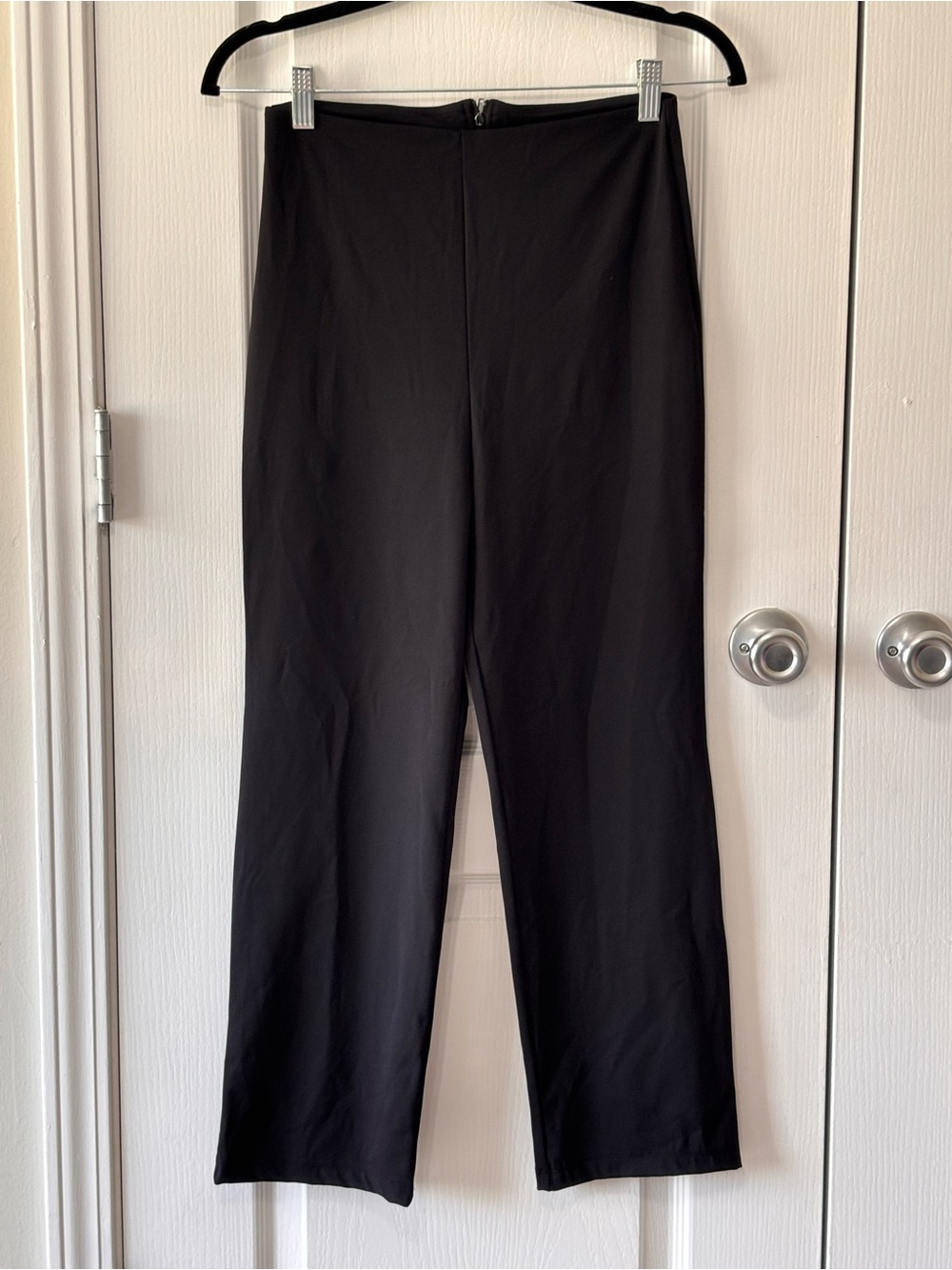 VICTORIA SPORT Stretch Capri Cropped Pants
